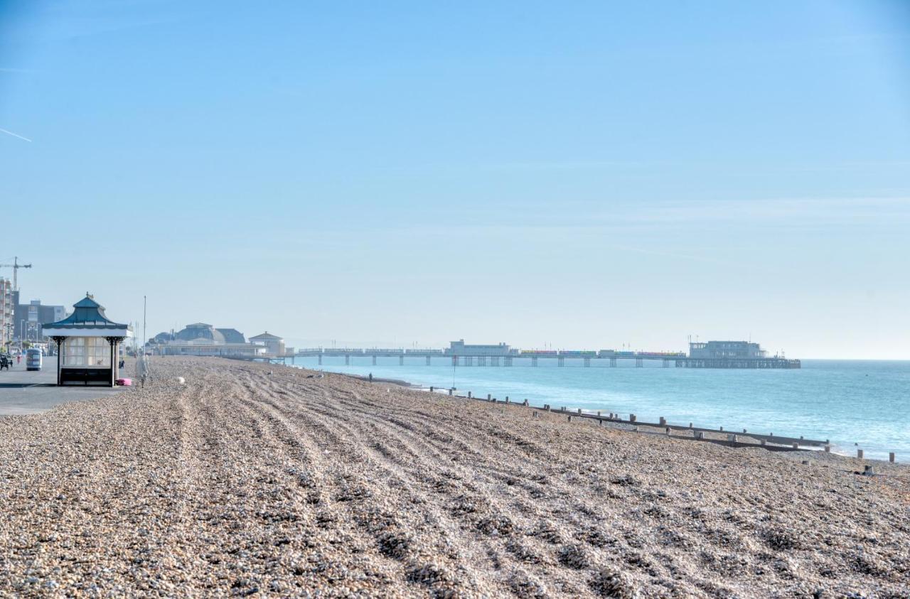 Heene Apartments Near Sea By Urban Hazelnut Worthing Exterior photo